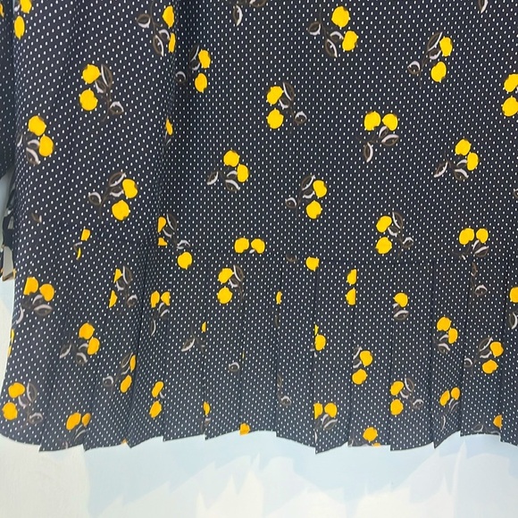 French Connection NWT Navy Yellow Aventine Shirt Medium - Picture 10 of 11